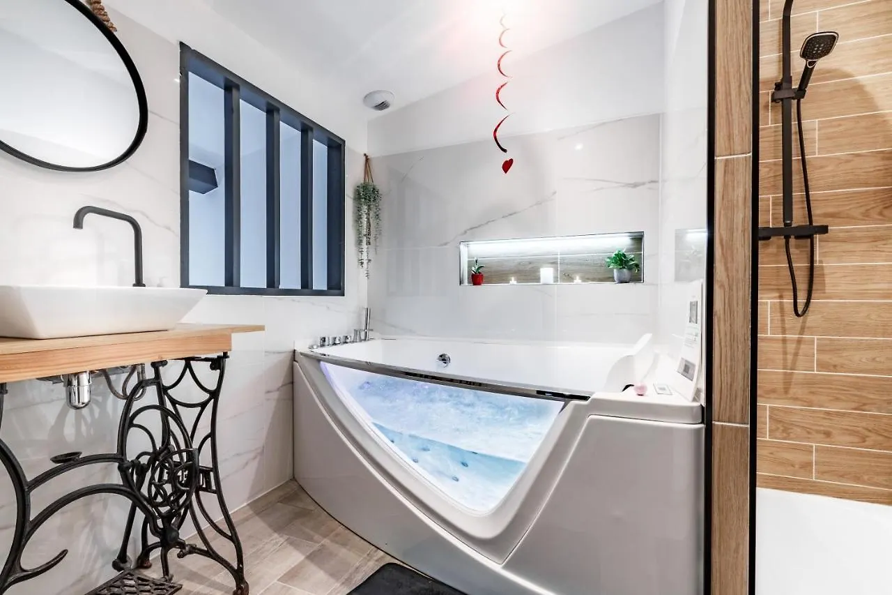 Love Loft Spa location
