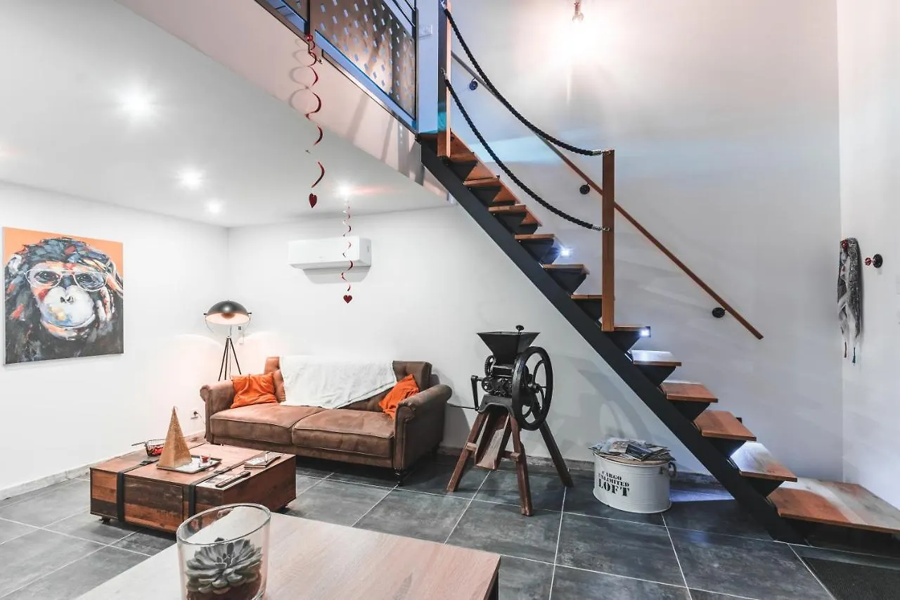 Love Loft Spa Ambronay Apartment