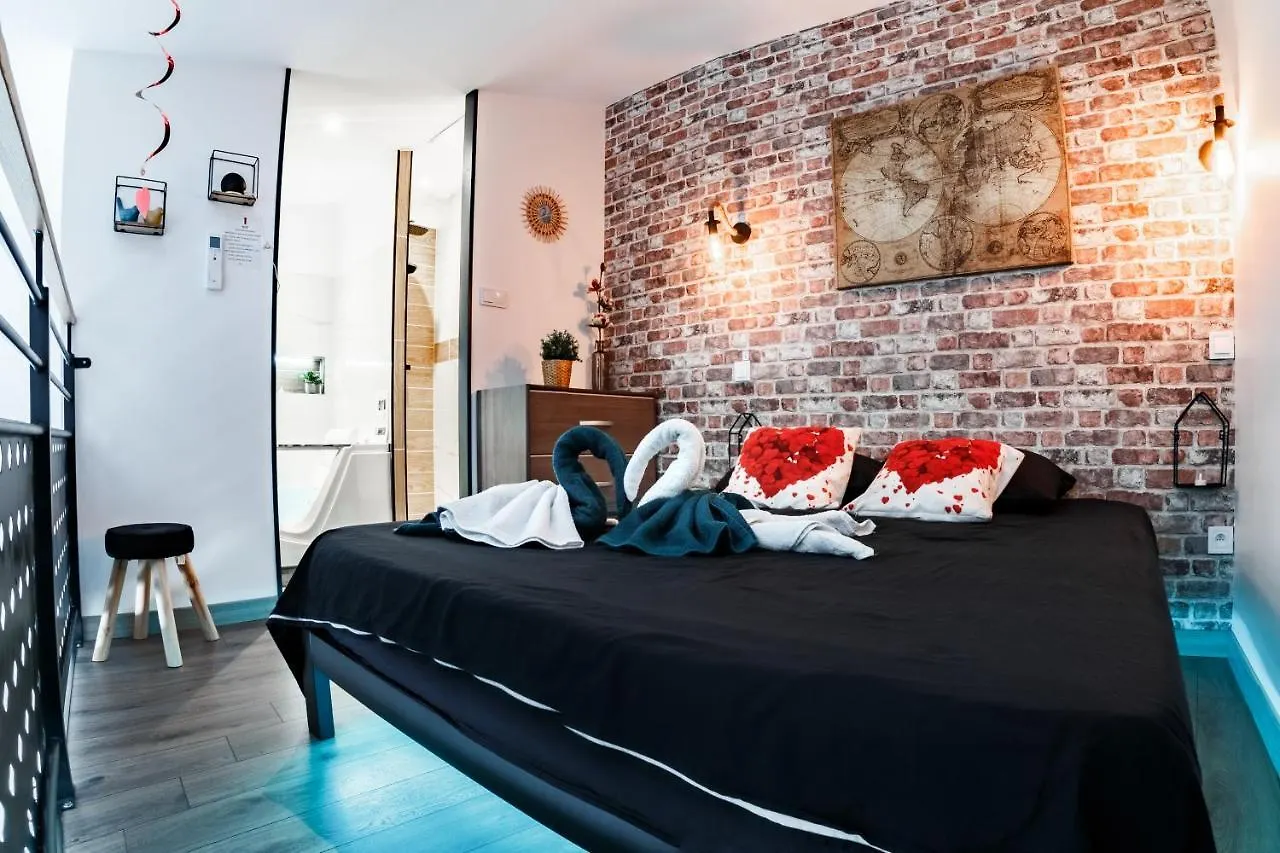 Love Loft Spa Ambronay Apartment
